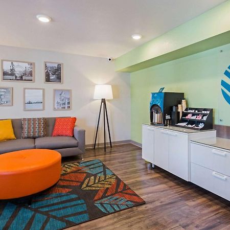 Woodspring Suites Davenport Quad Cities 외부 사진